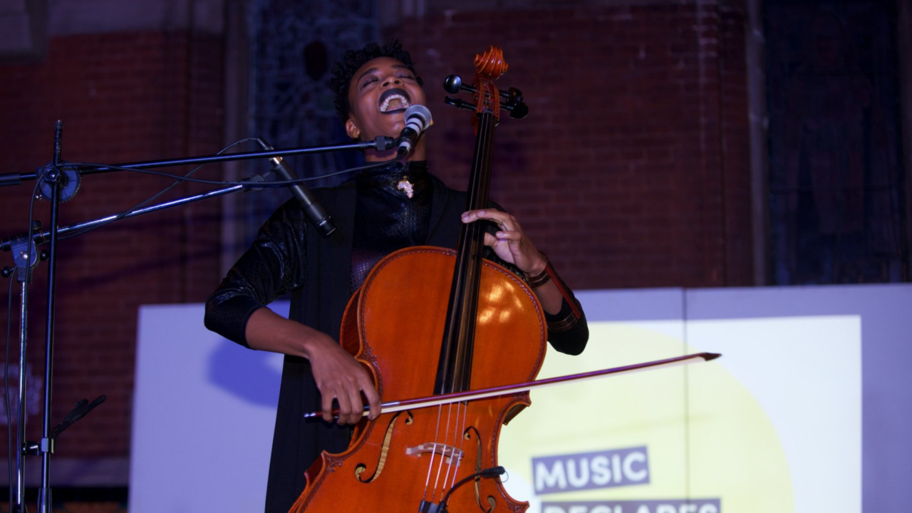 Ayanna Witter-Johnson performing cello